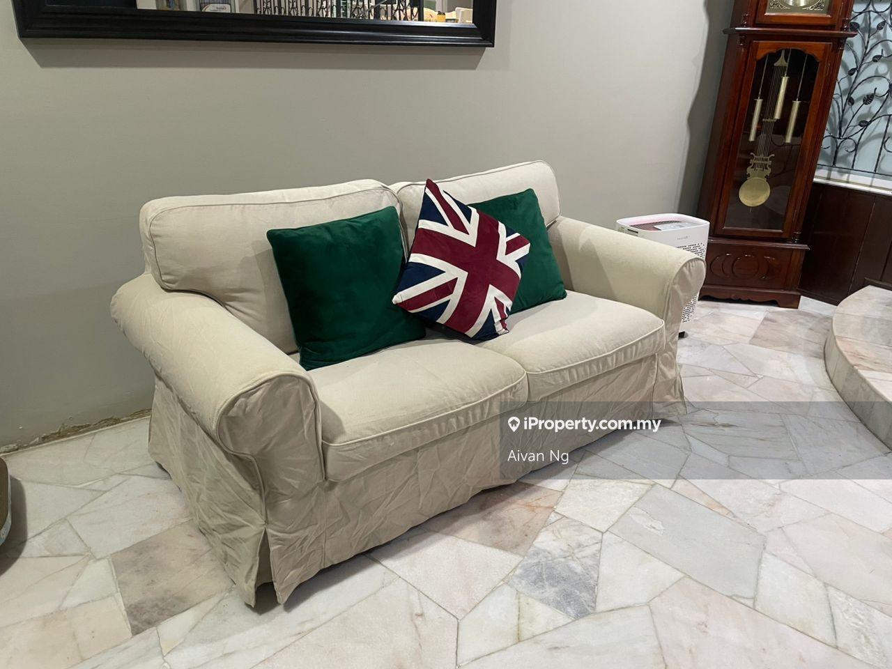 2 Storey Corner Terrace House with Renovated & Full tile floor