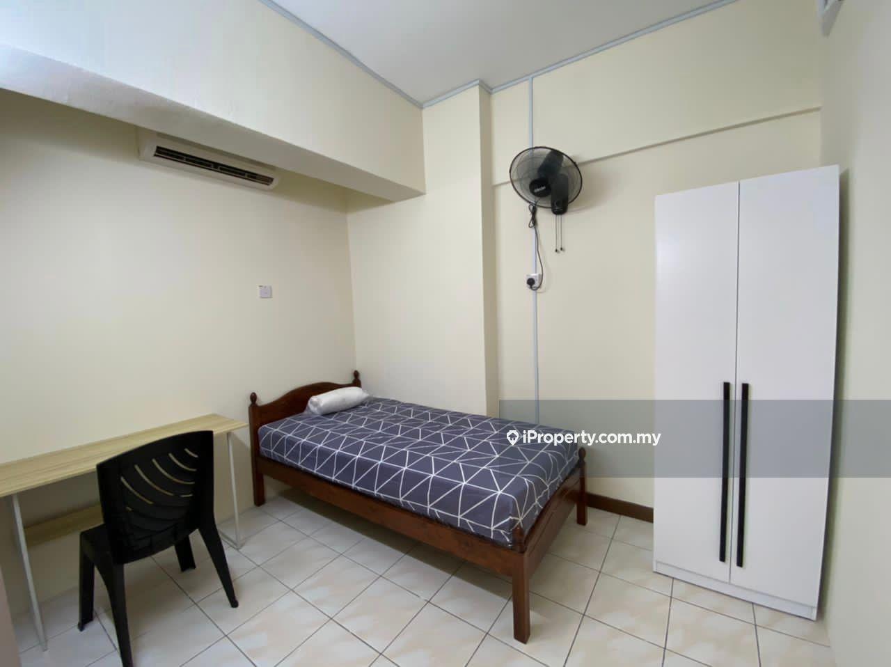 Female Unit,Single Room,Fully Furnished With Aircon