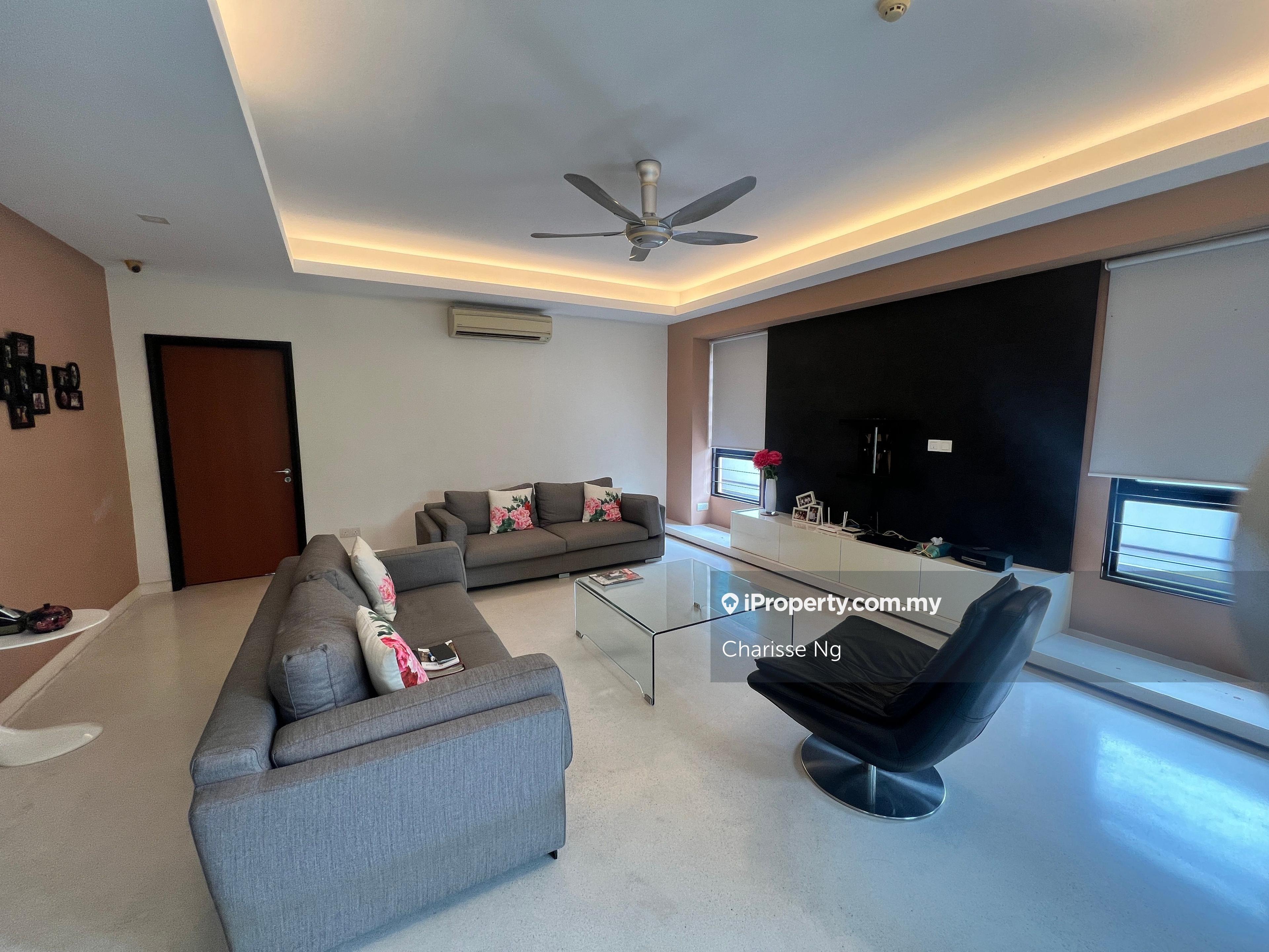 Corner with Land Terrace House