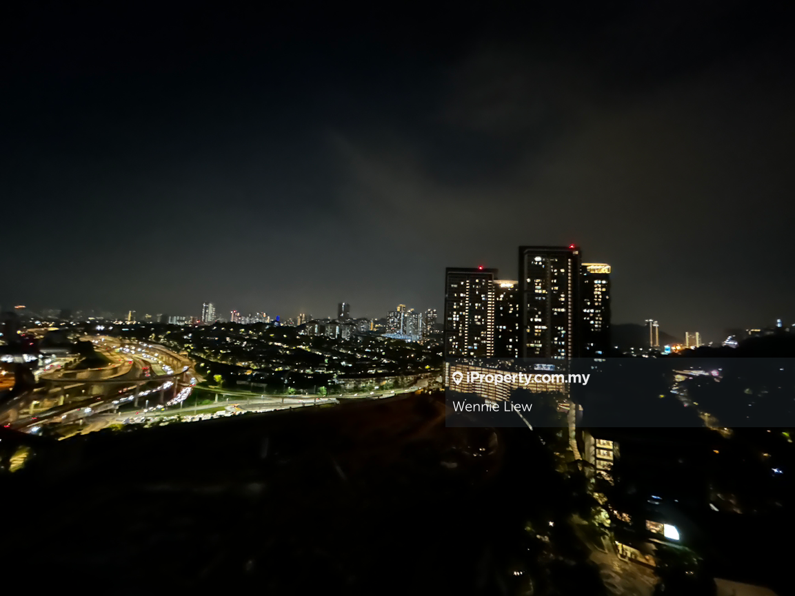 Azelia Residence 1350sf For Sale