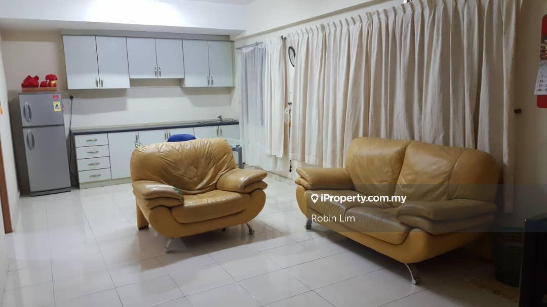 Embassy suites ( Duta Impian)