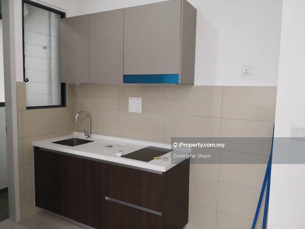 Fully Furniture With 5 Star Facility And KL View