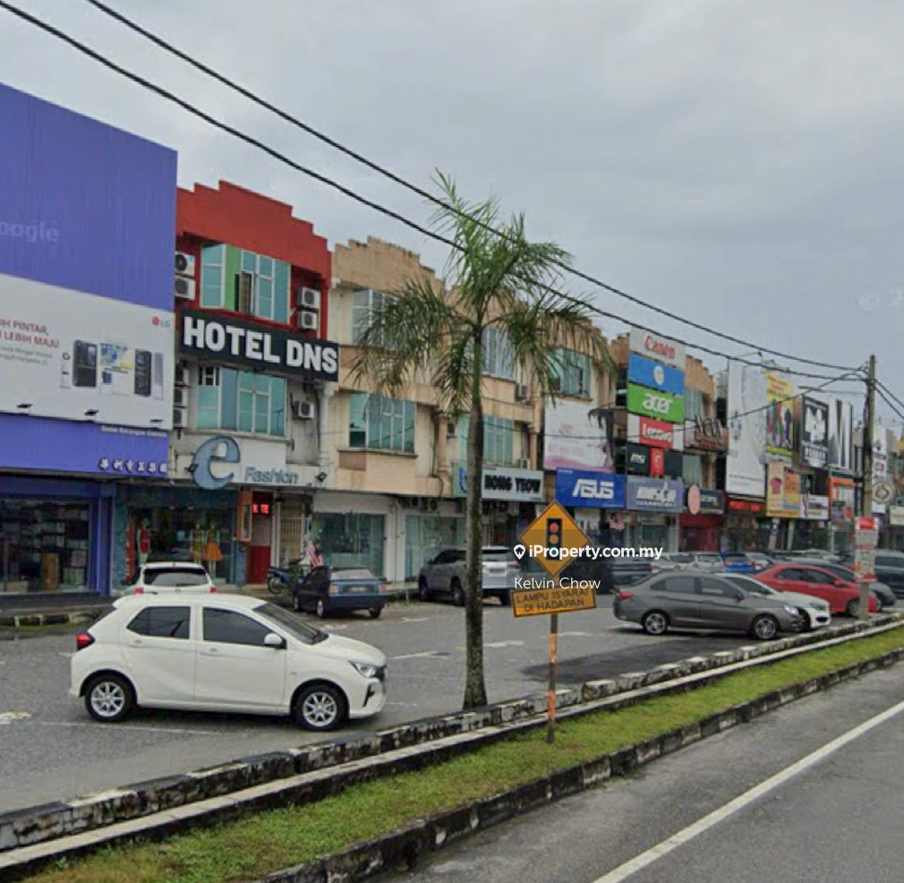 Ipoh Garden East Facing Main Road 3 Storey Shop