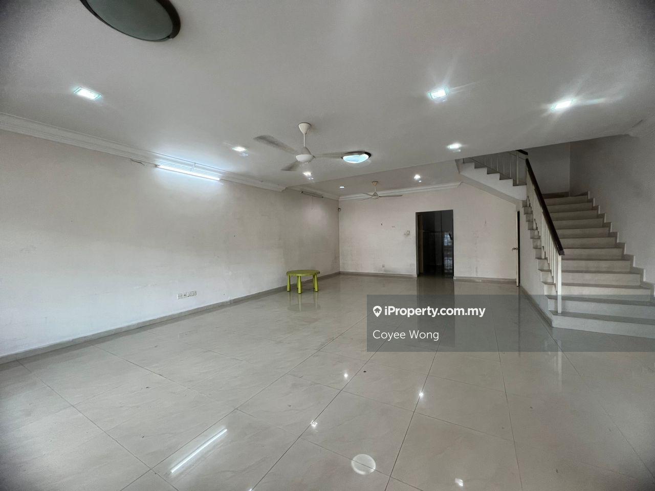 Limited unit, Taman Sinar Suria, 3sty house, freehold, Kepong Uphill