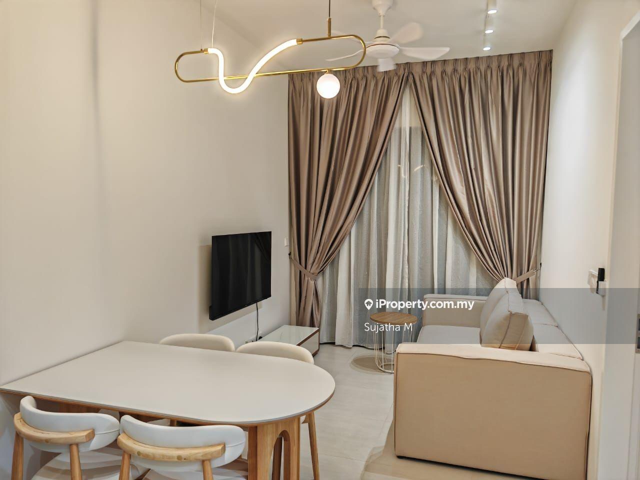 Move-In Ready - Fully Furnished Modern Apartment