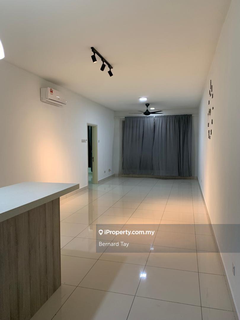 Partially Furnished 3 Rooms Condo MRT Sfera Residency Seri Kembangan