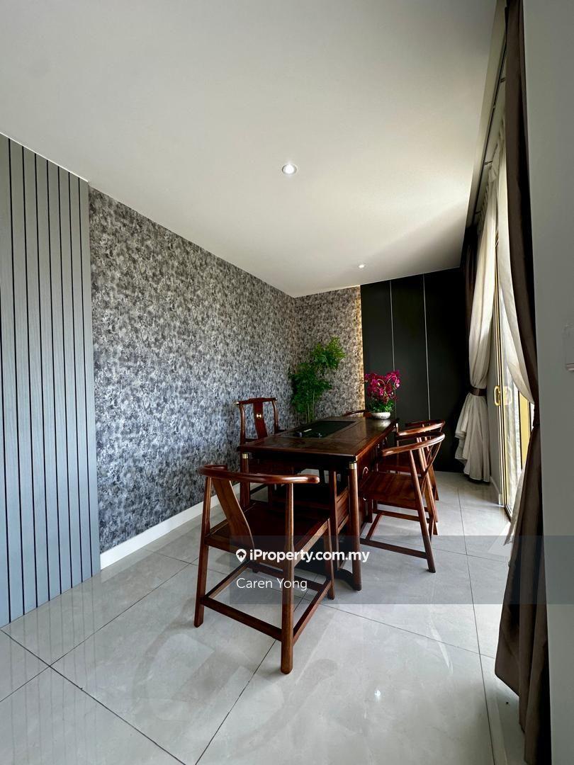 Fully Furnished unit for sale @ R8 Residence. Pm for more details