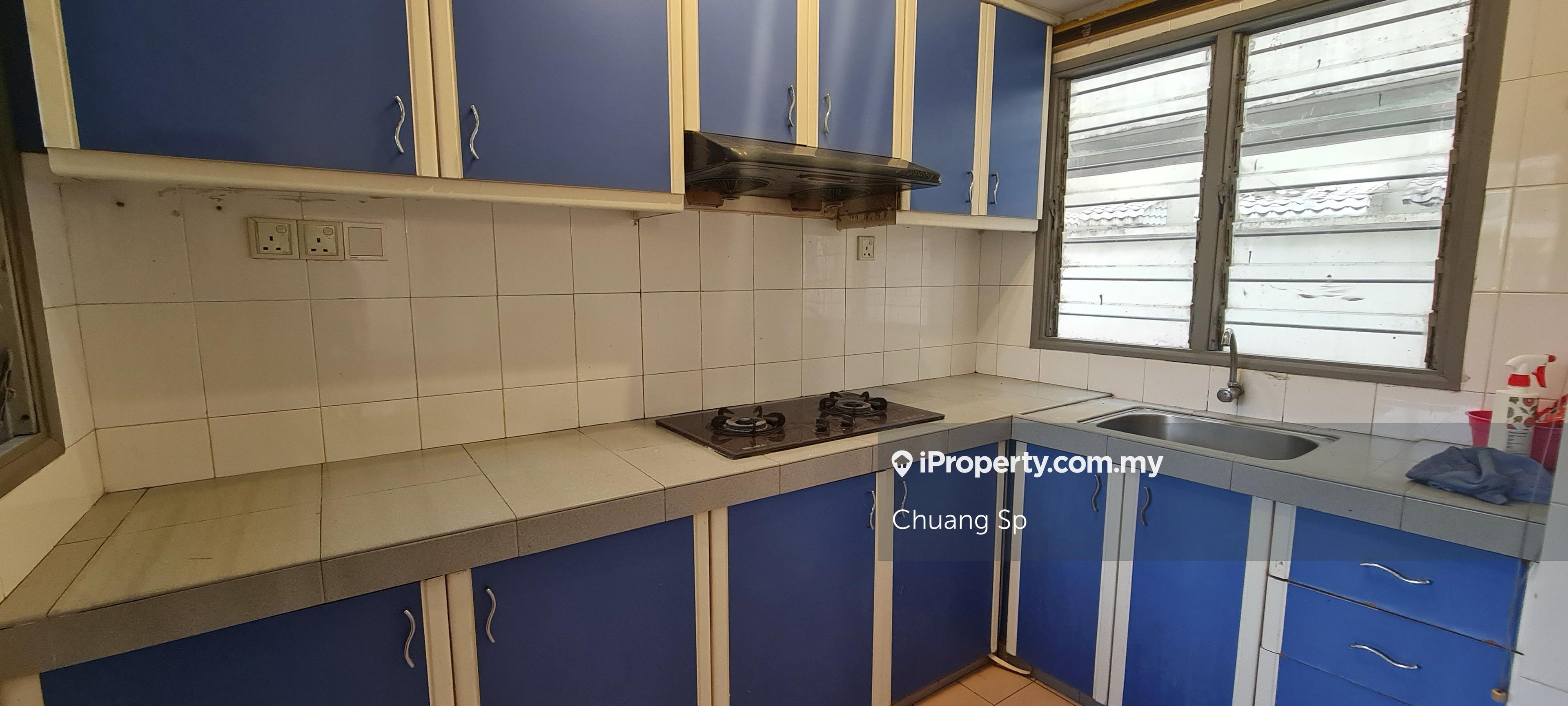Paradesa Tropika 1 for sale facing pool low density