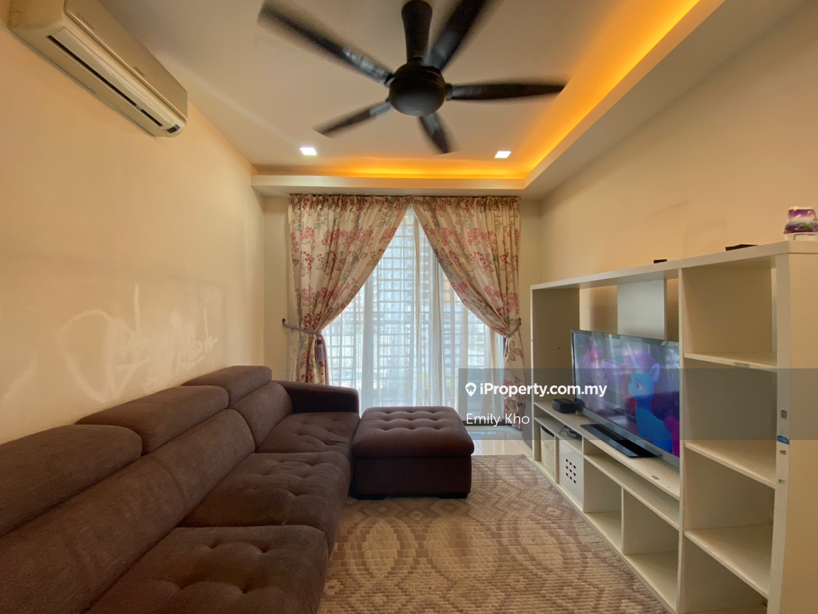 Full Furnish 4 Bedrooms Indah Alam Condo