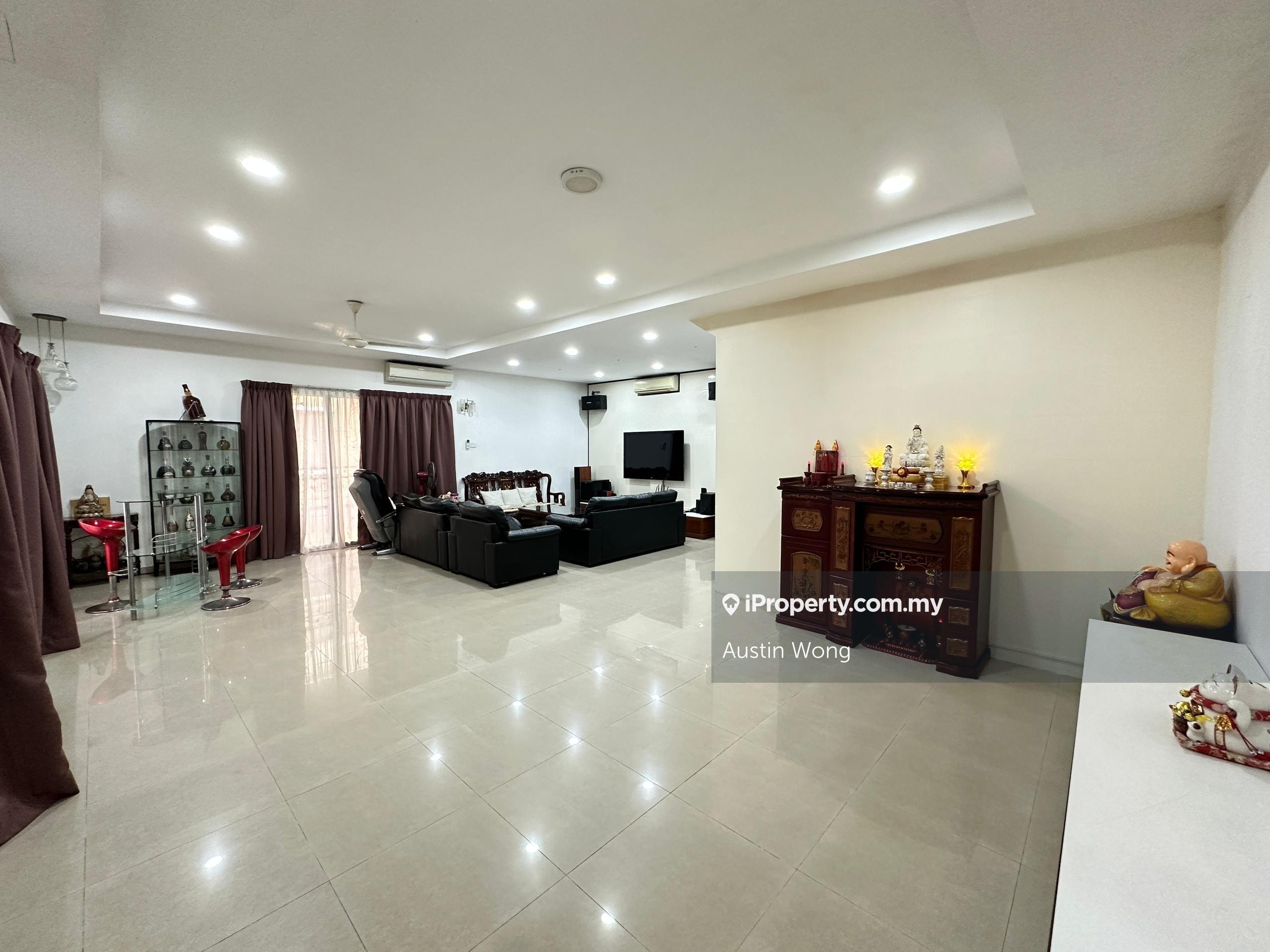 2 Storey Semi-D house 40x80 bandar nusaputra puchong Fully Renovated