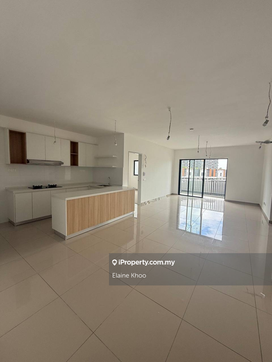 Eden By The Parque Residence 1065sqft partially furnished for rent