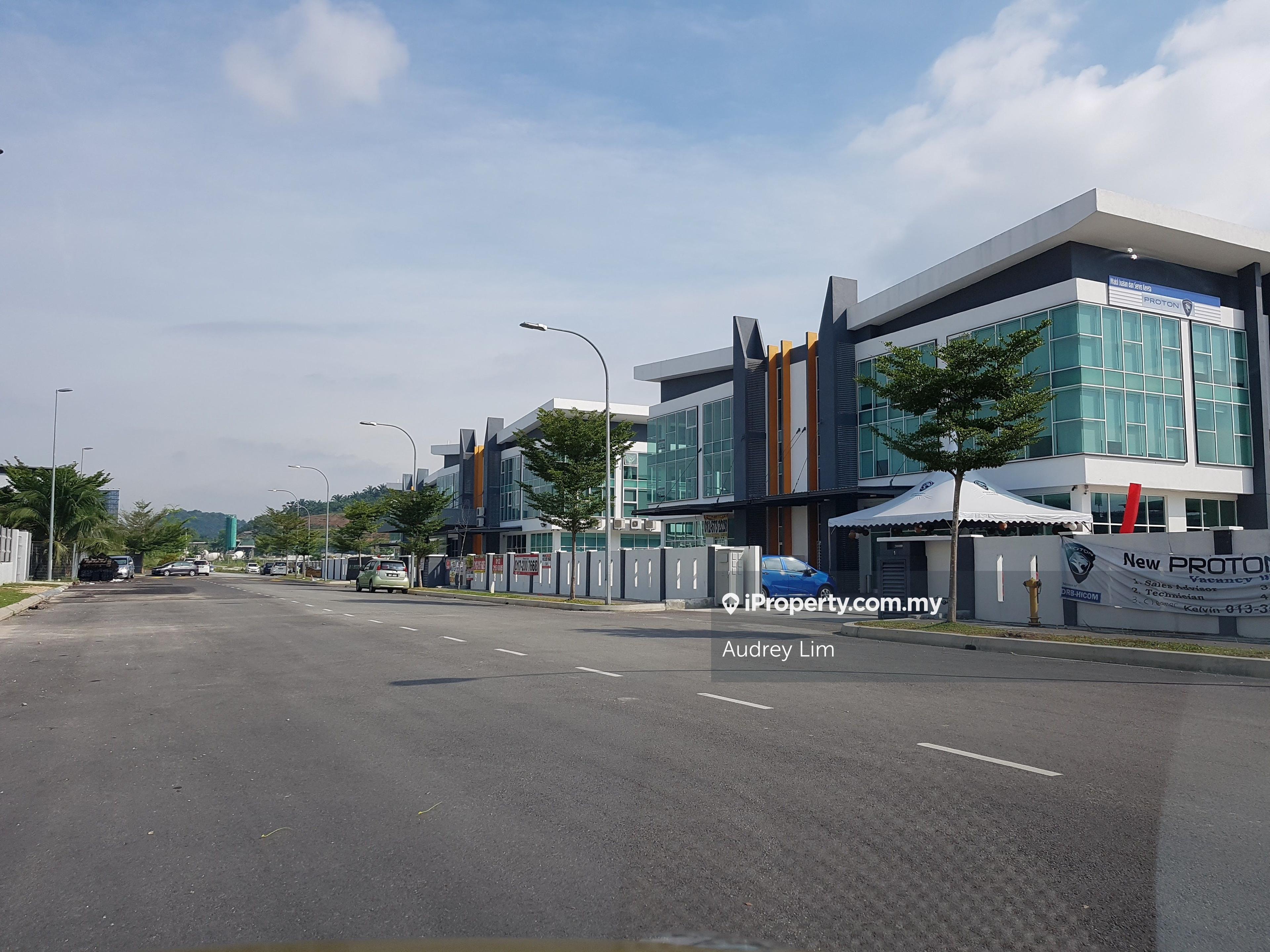 Semi-D factory for Sales at Semenyih Industrial Park