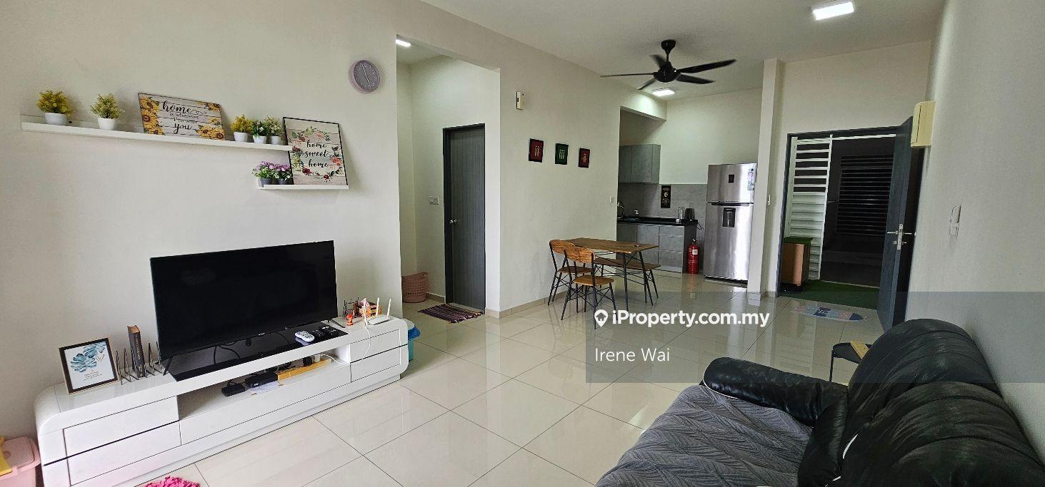 Fully furnished 2 Rooms apartment @ Ipoh Town for Sales