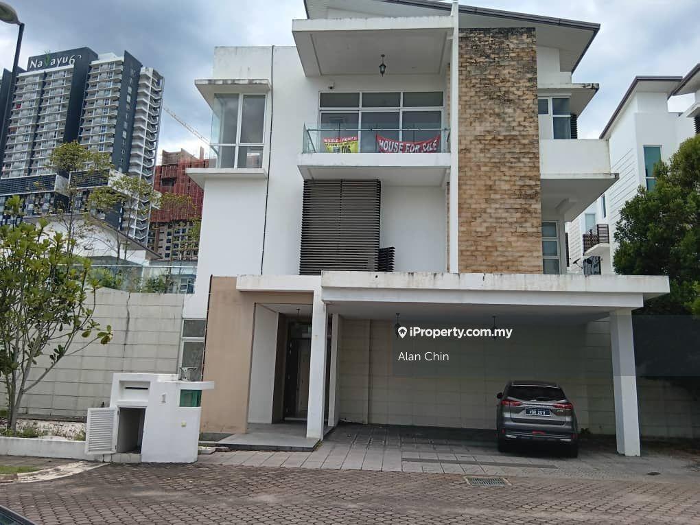 3 Storey bungalow basic unit gated and guarded 