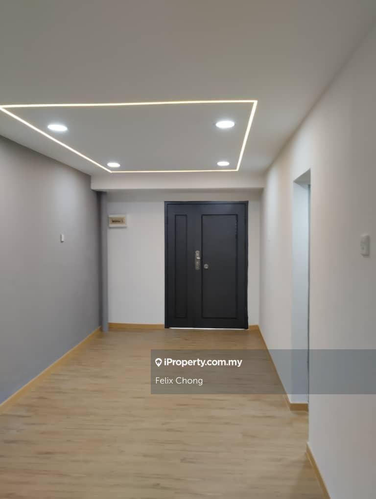 Bandar Seri Alam Tasek 64 Low Cost Flat,Level 5,Renovated,Pasir Gudang