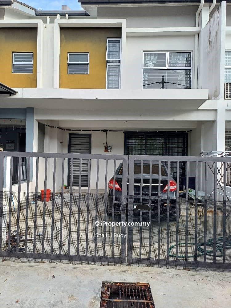 Teres 2 Tingkat Freehold di Tasik Kesuma Semenyih