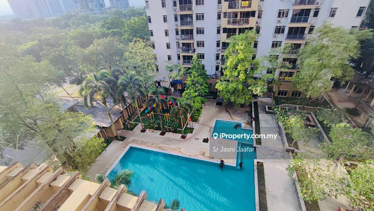 Freehold, Fully Furnished Cyberia Smarthomes Condominium, Cyberjaya