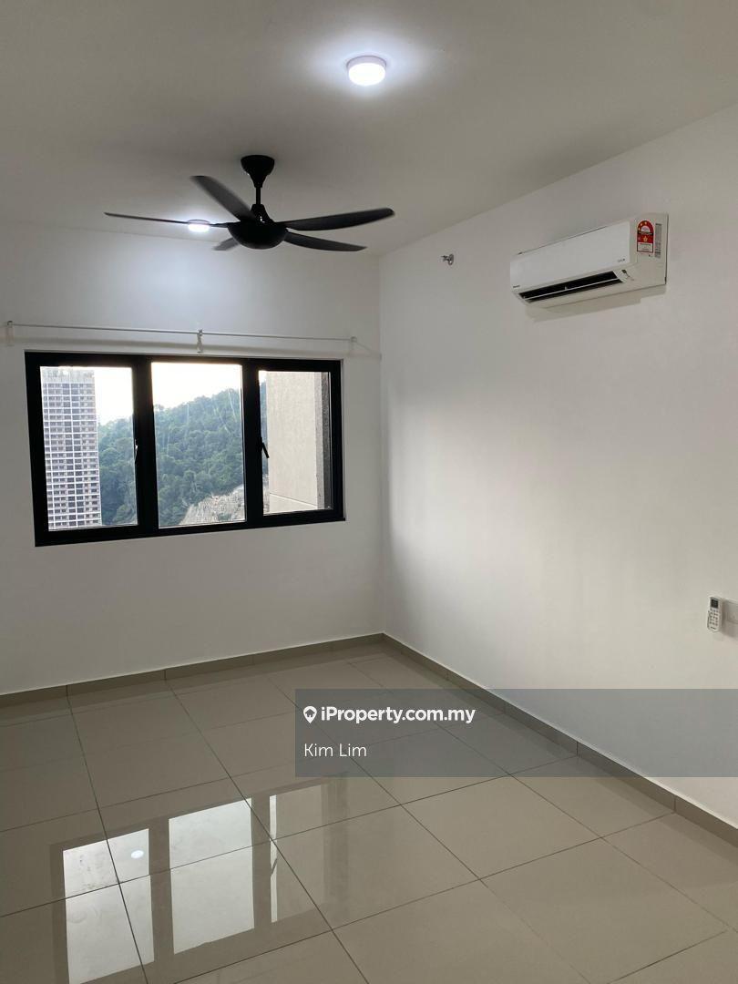D'vervain brand new unit for rent, spacious high floor unit