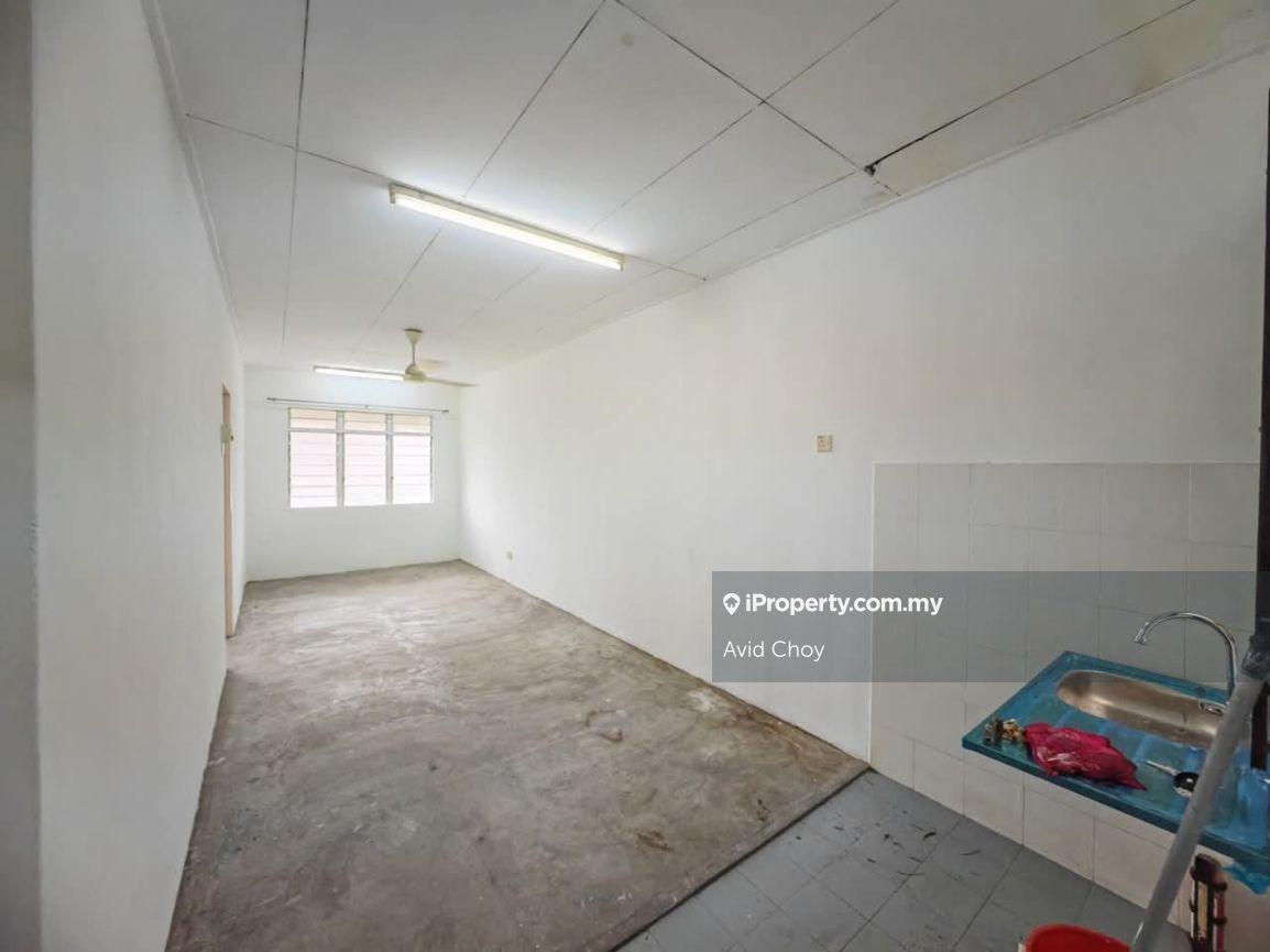 Sri Orkid, Taman Ehsan Jaya, Low Cost Flat