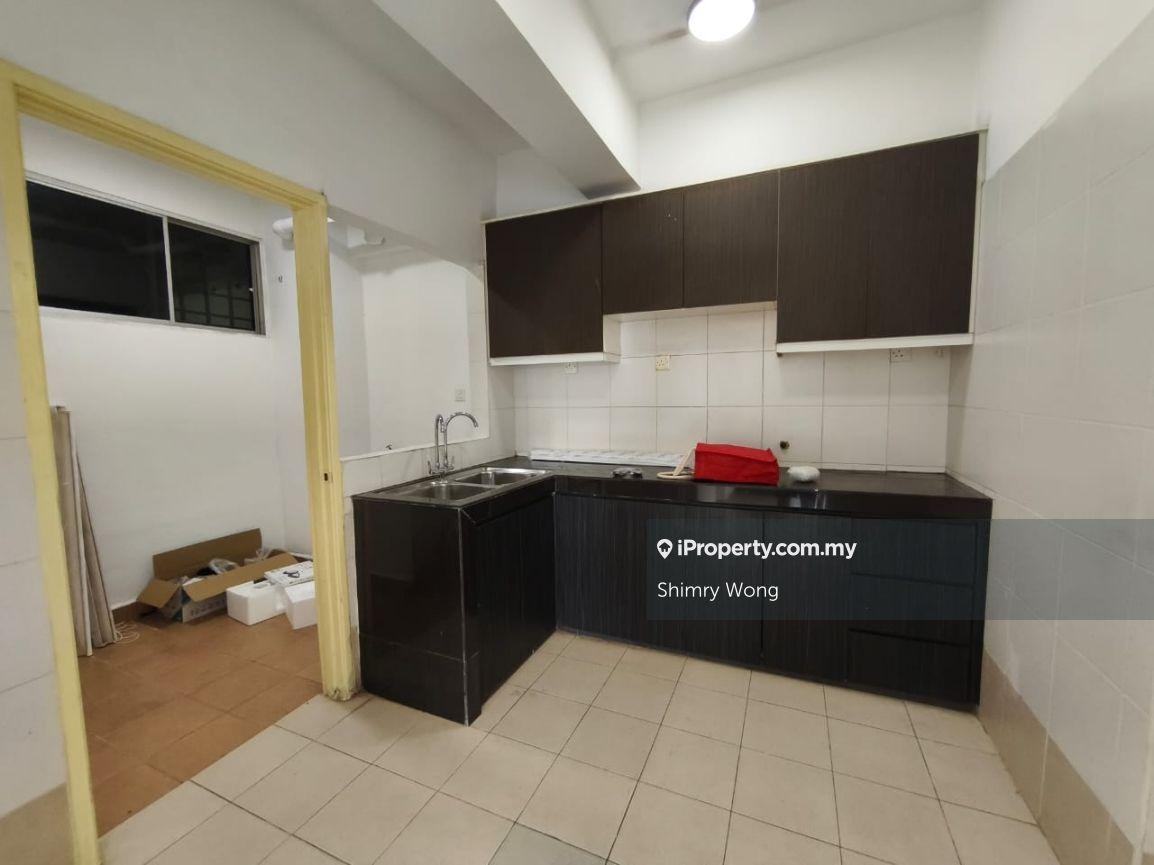 Casa Desa Shimry Wong 