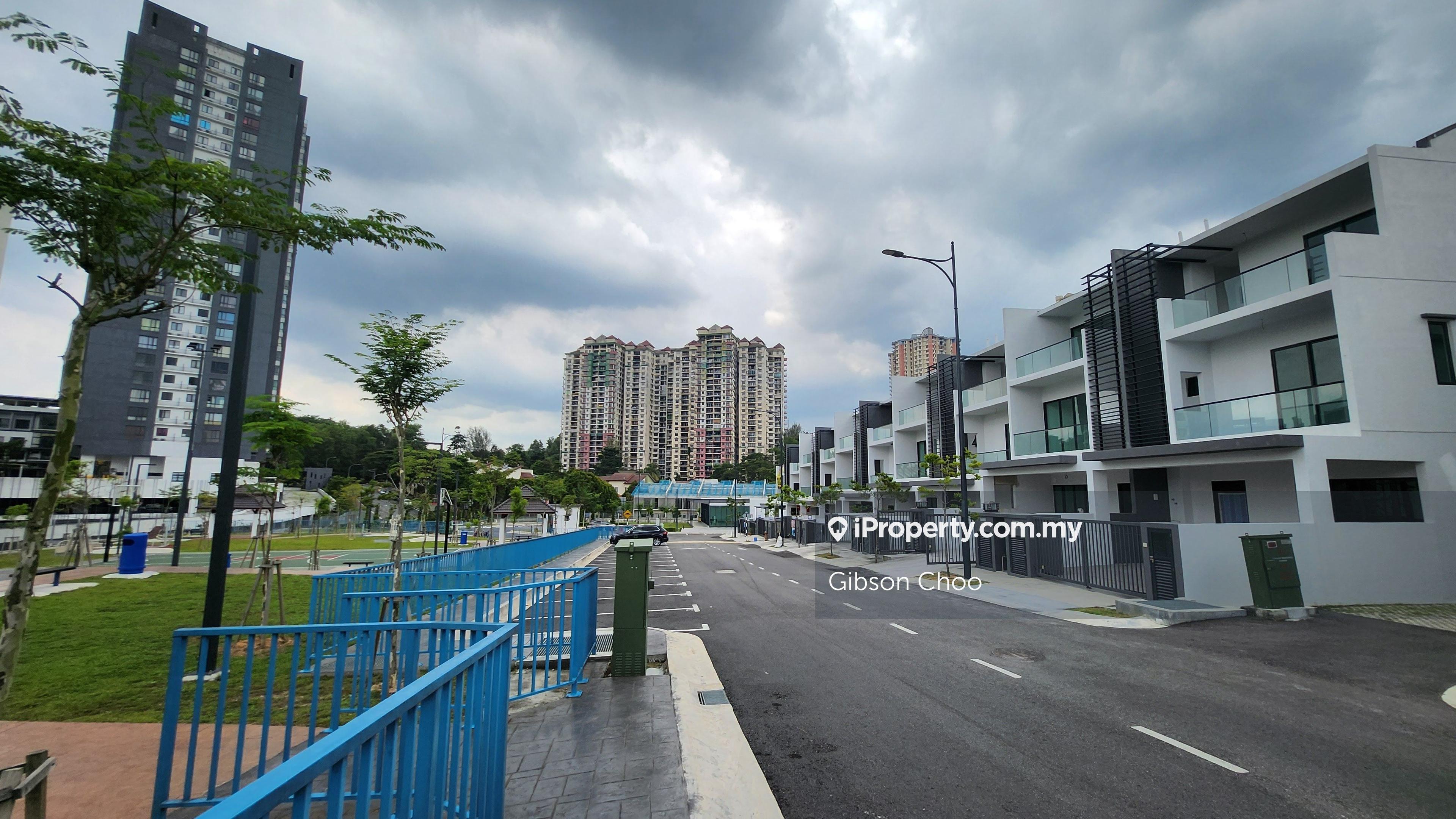 3 storey superlink house for sale in residensi bukit orkid, cheras.