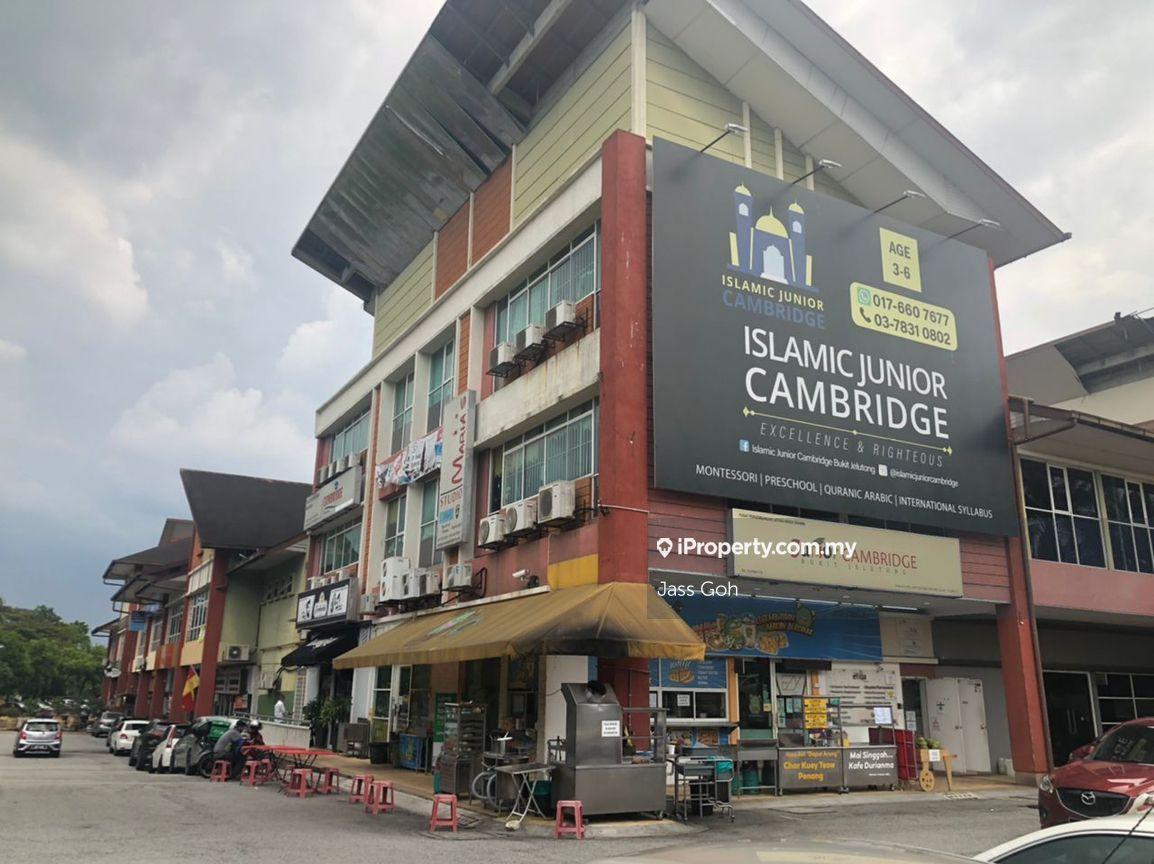 D Bayu 3 Stories shop corner lot good rental for sale