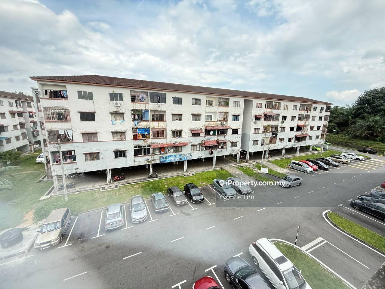 Flat Tasek 64, Bandar Seri Alam, highest floor, renovated unit