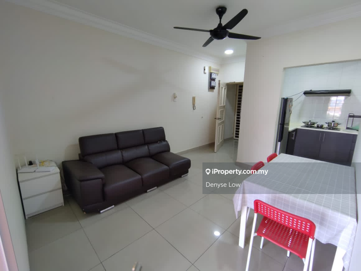 Walking distance to lrt Taman Paramount, Sea Park