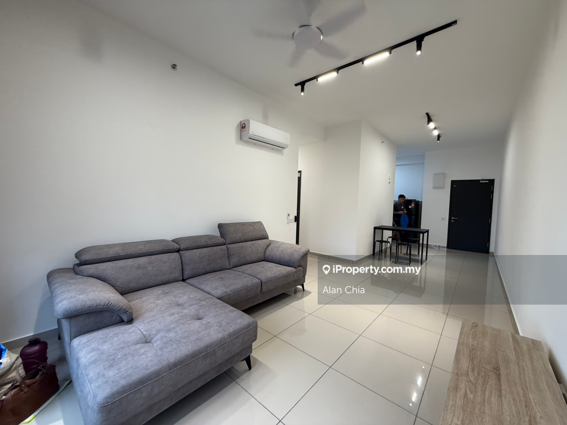 Brand new d quince 3 bedroom actual unit with fully furnish