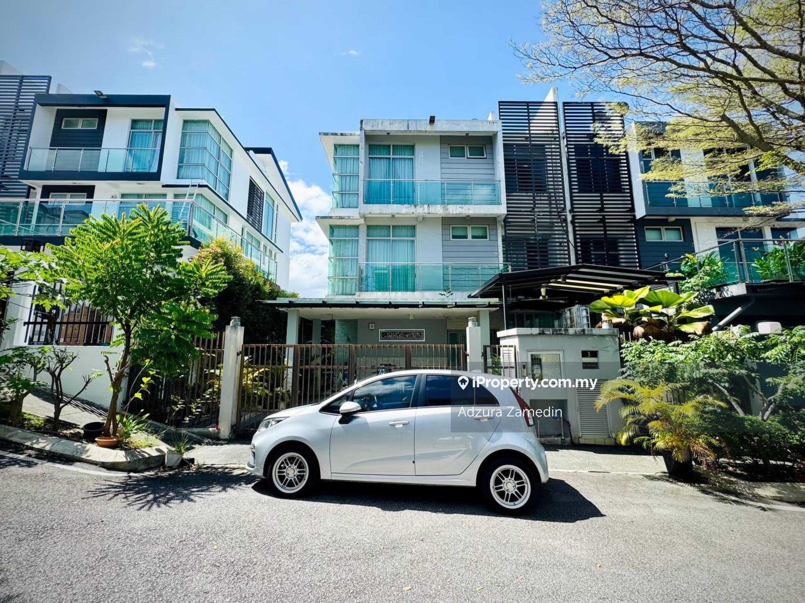 Beautiful 3 Sty Semi D Ttdi Villa Laman Cahaya Ttdi Heights, KL