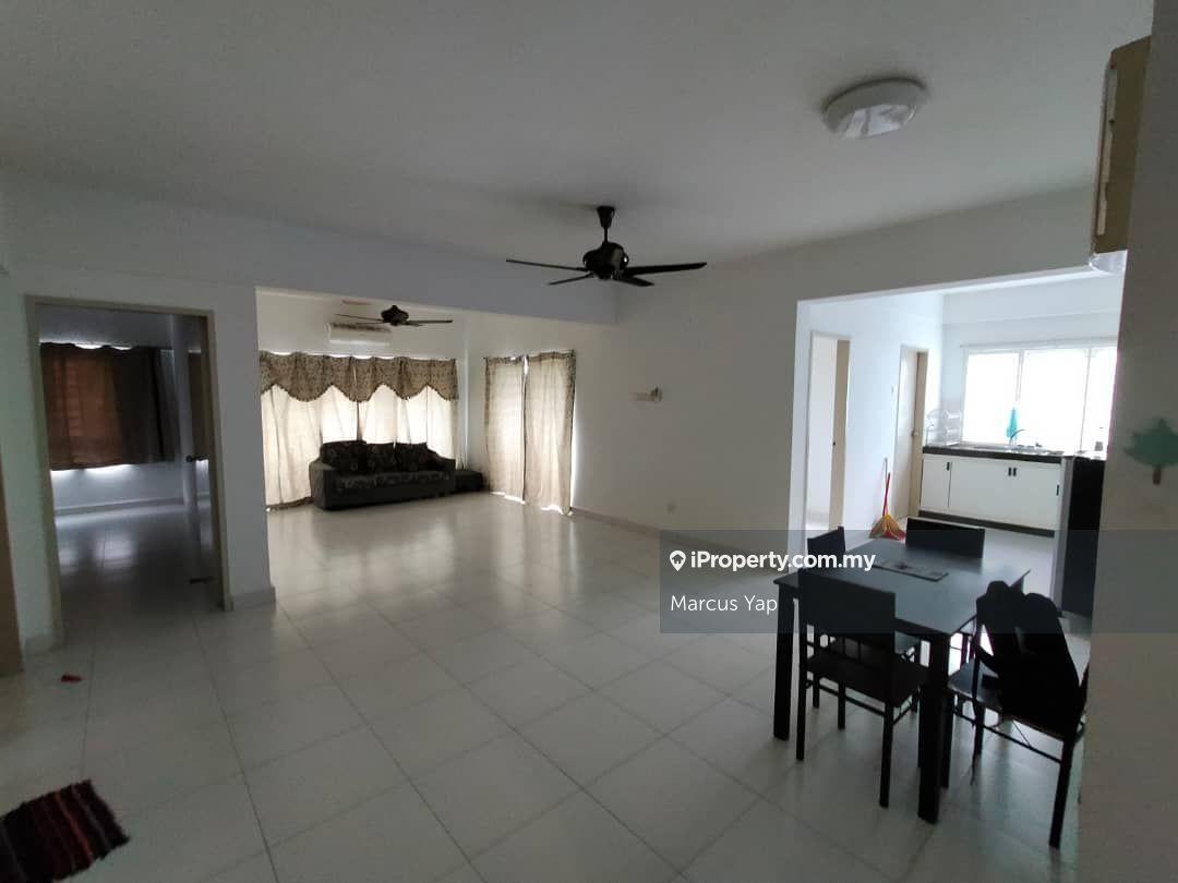 Corner unit sell below market value, many units on hand