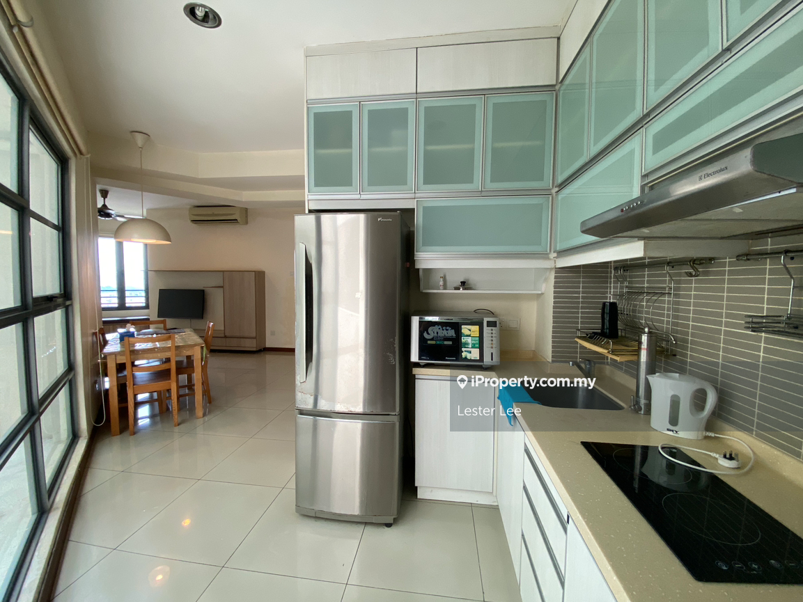2 Bedrooms unit for rent