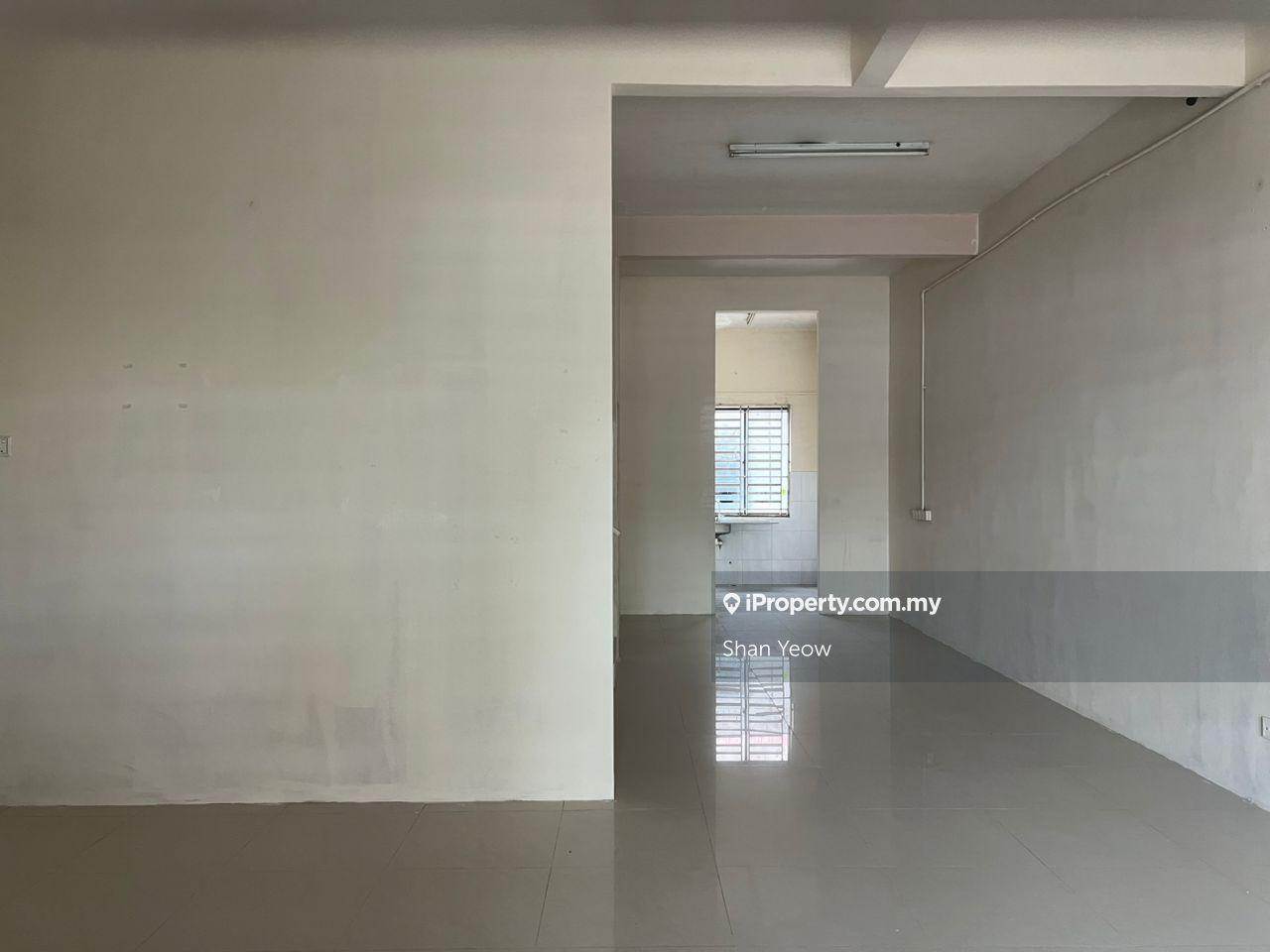 Double Storey Taman Bukit Juru Near Cendana For Rent