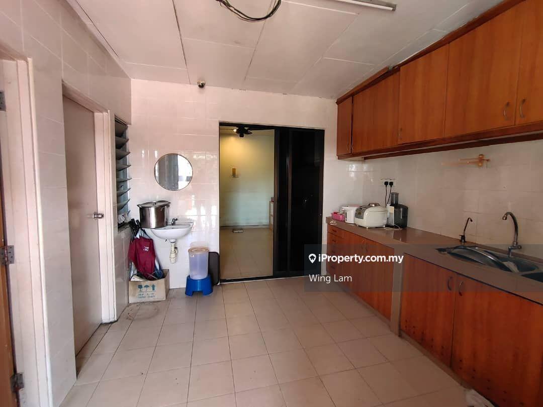Sri Petaling, Gated Guarded, Freehold