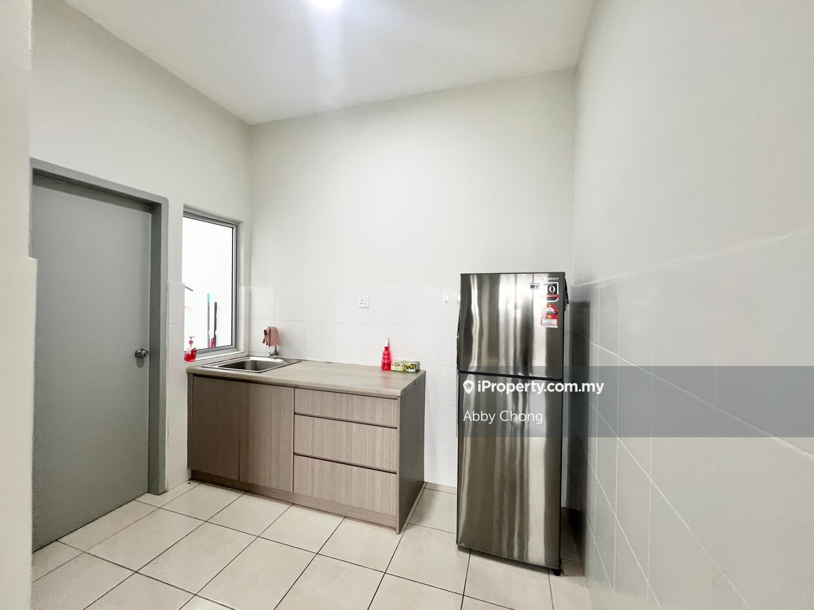 Partly Furnished for Rent. 3 Bedrooms. Rumah Sewa