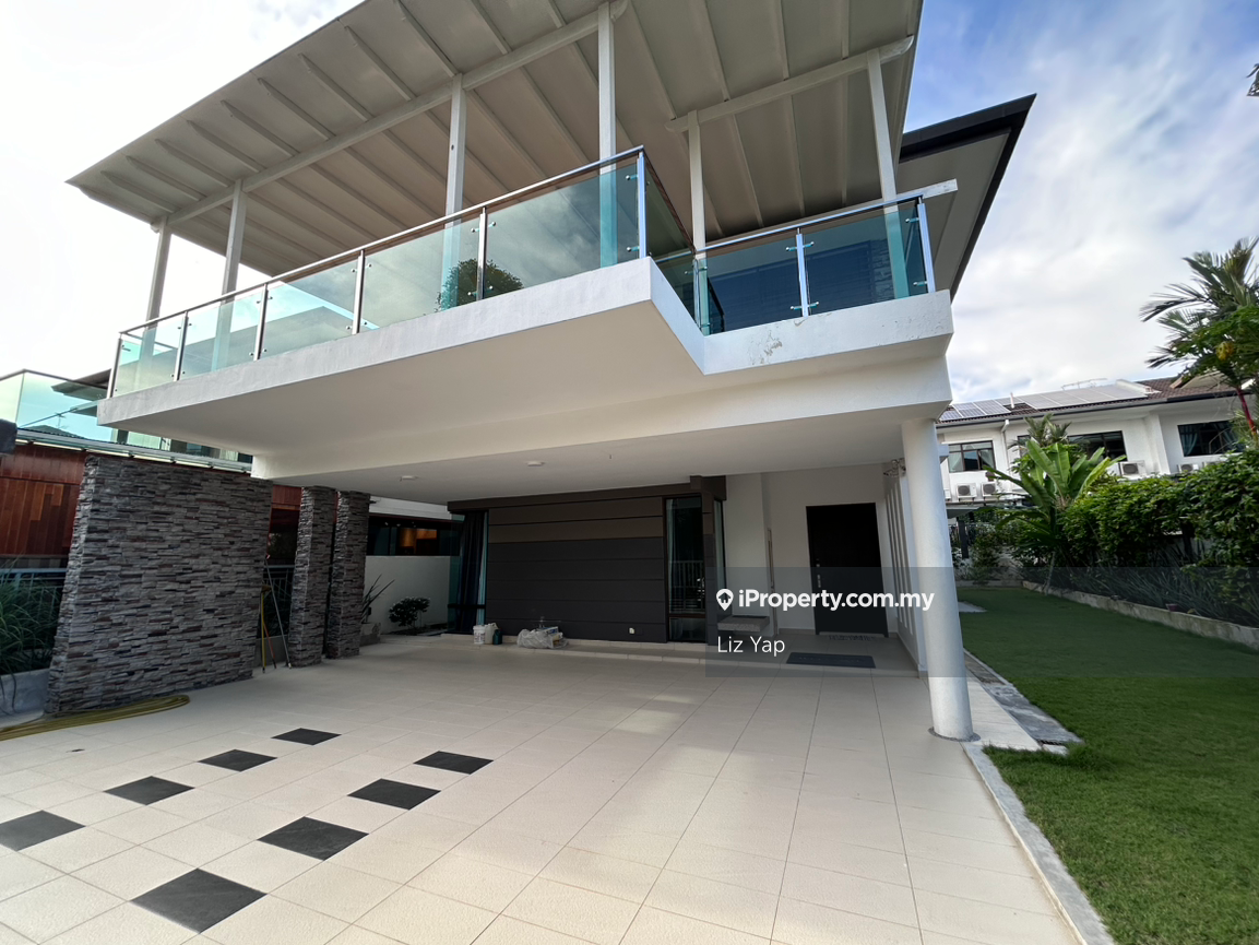 Double Storey Link Bungalow Renovated n Fully Furnish