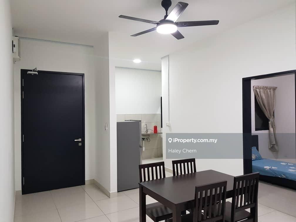 Good condition with balcony 