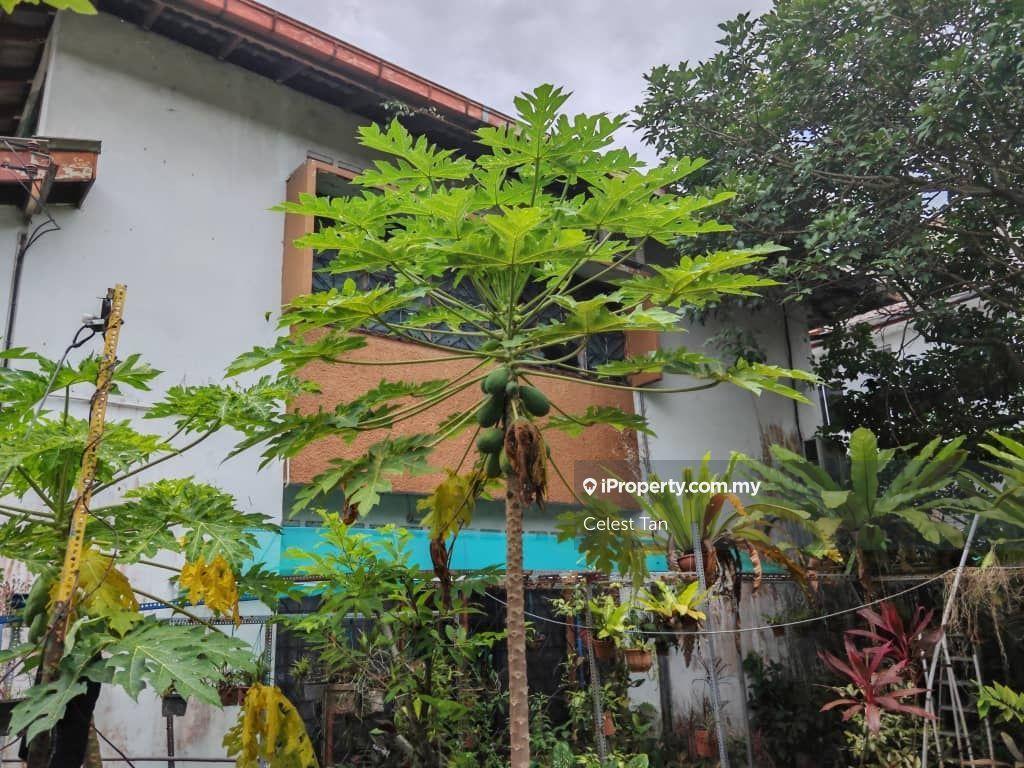 Taman Johor Jaya Double Storey Semi-D House Corner Lot 4441sqft