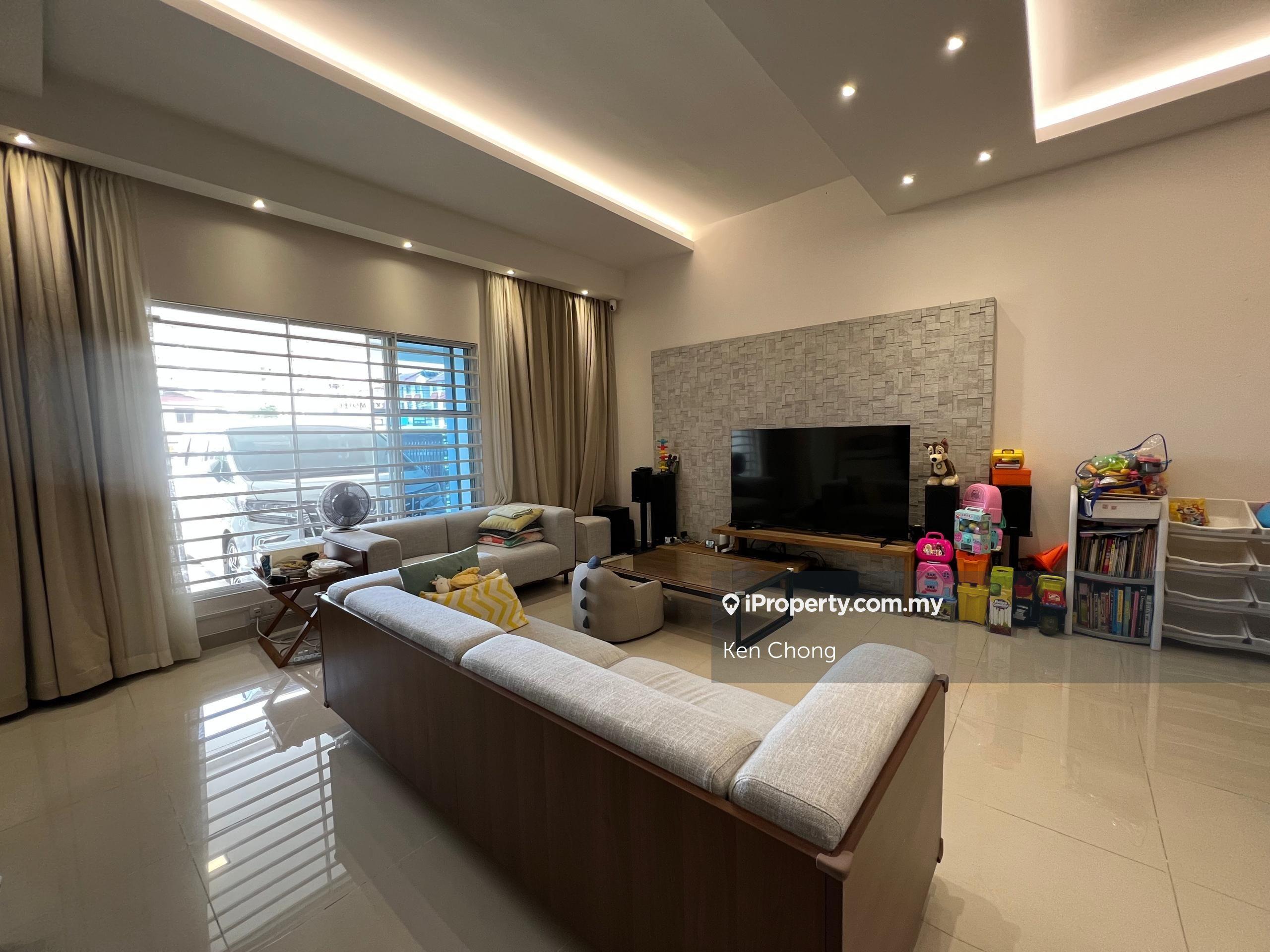 Vila Liana 3 Nosoob 2 1/2 storey well maintained landed house 
