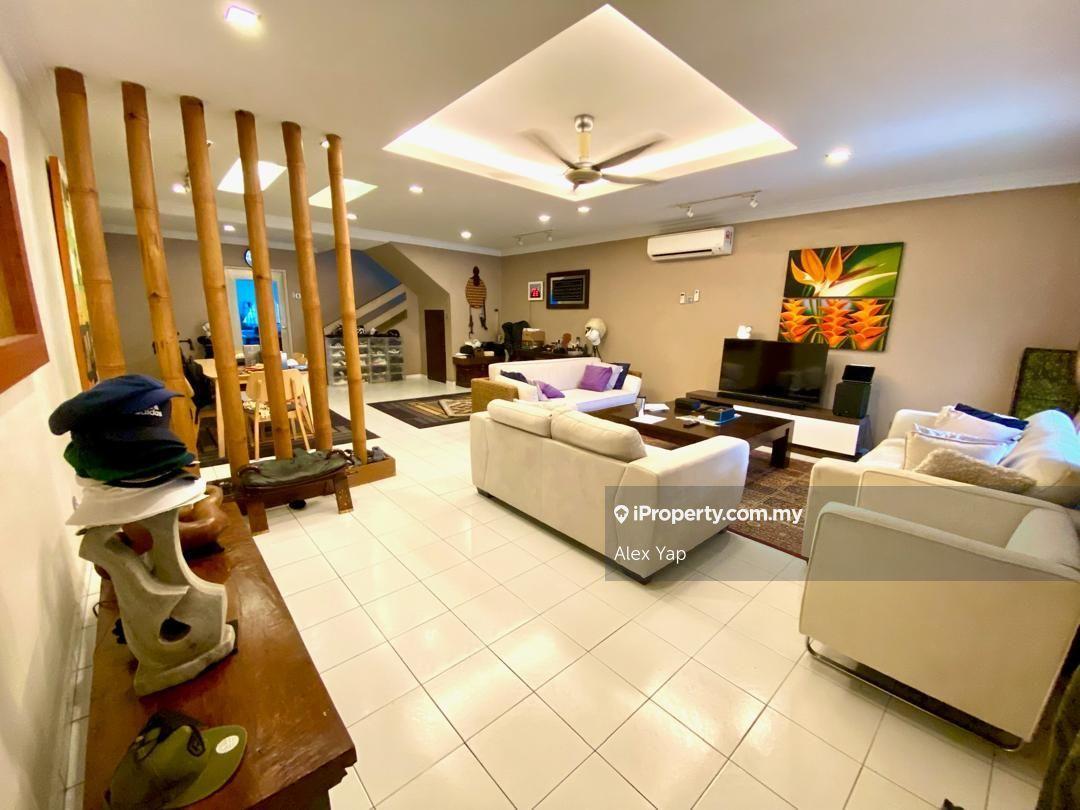Renovated Unit!! Good For Own Stay!!