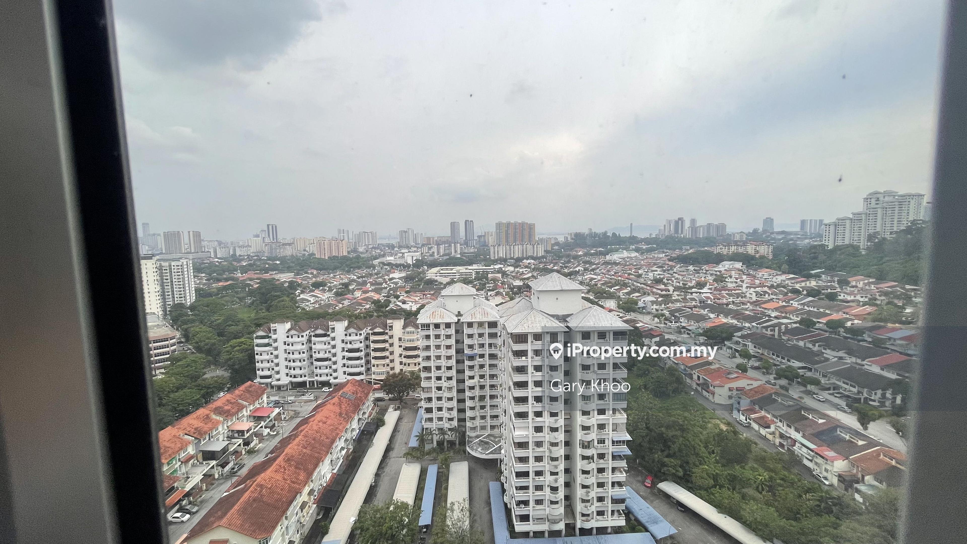 Below Market Value Greenlane Heights High Floor Corner Unit For Sales