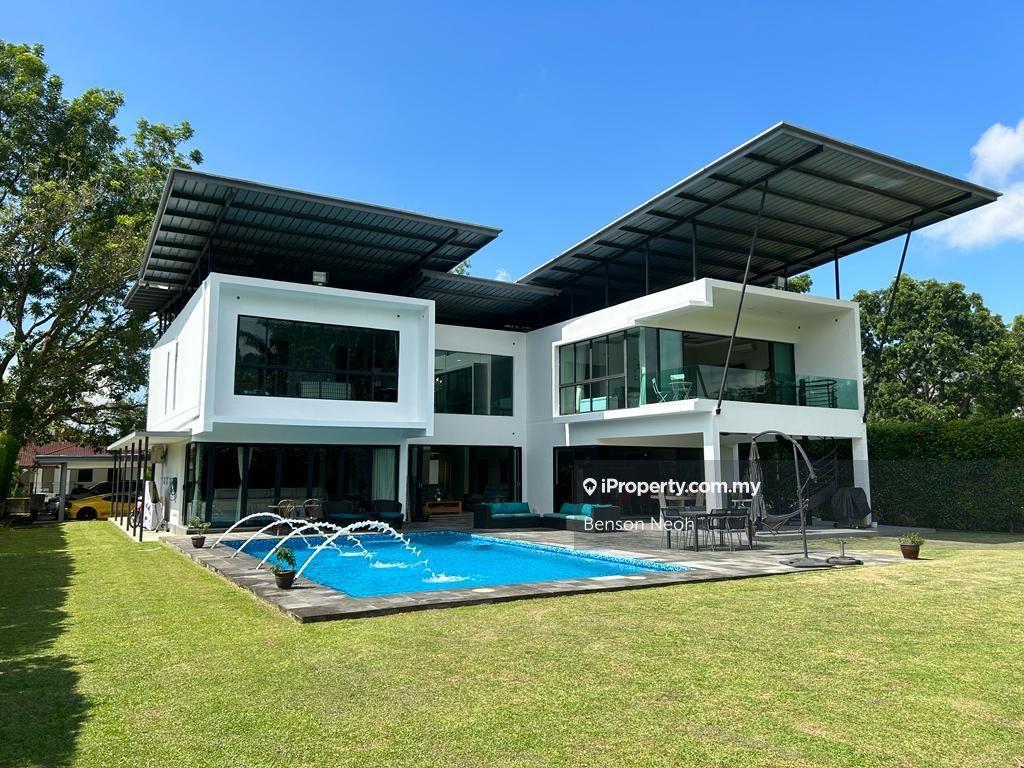 Many Room and swimming pool