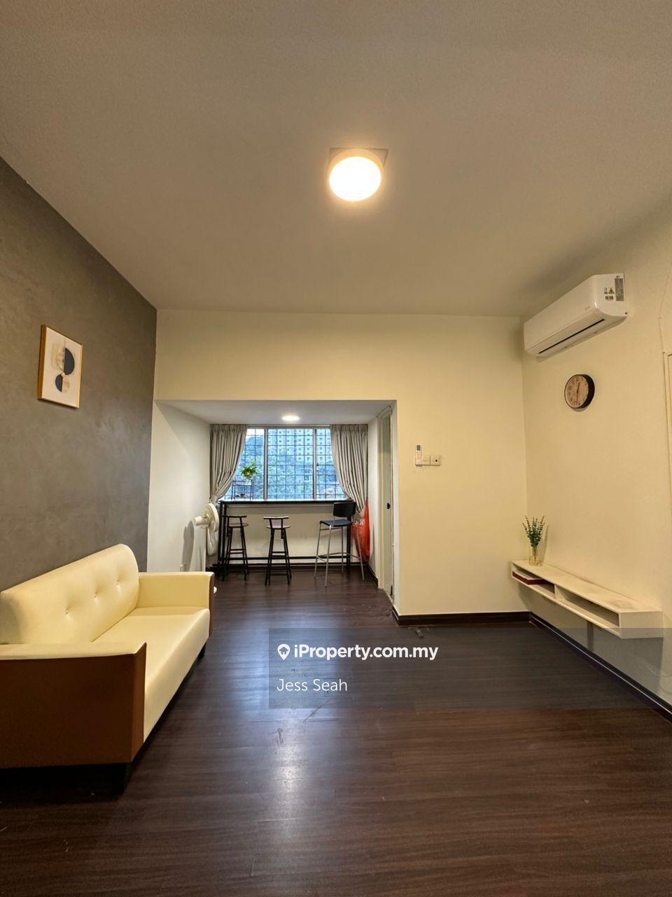 Green Surroundings & Prime Location Near Mid Valley !