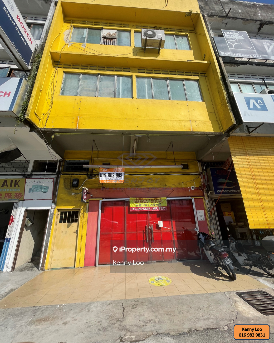 Facing Main Road Jalan Beserah 3 Story Shoplot