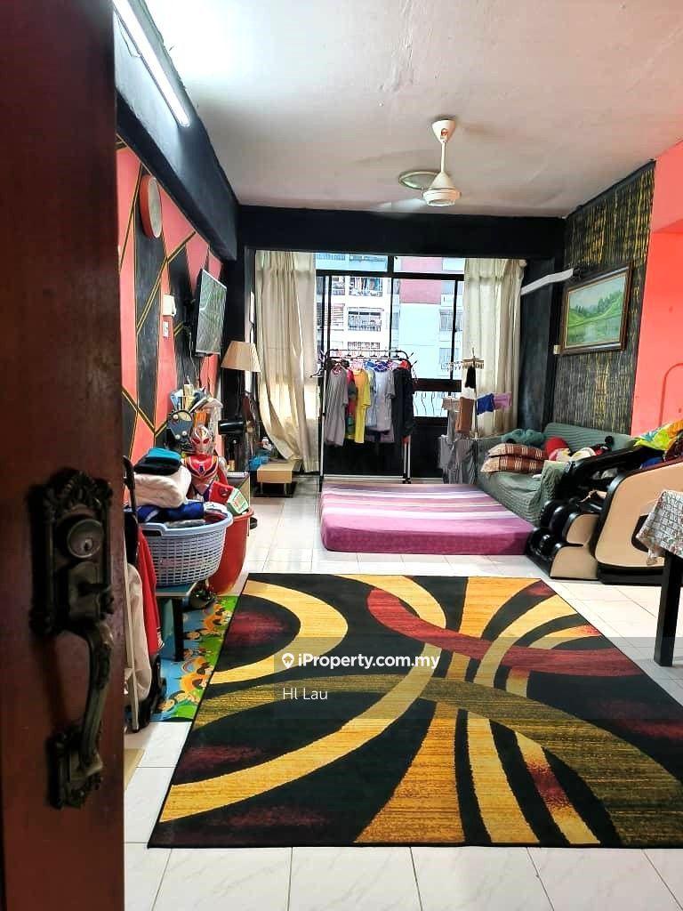 Near Amenities, Easy Access to  Sungai Besi, Mrr2, KL-Seremban Highway