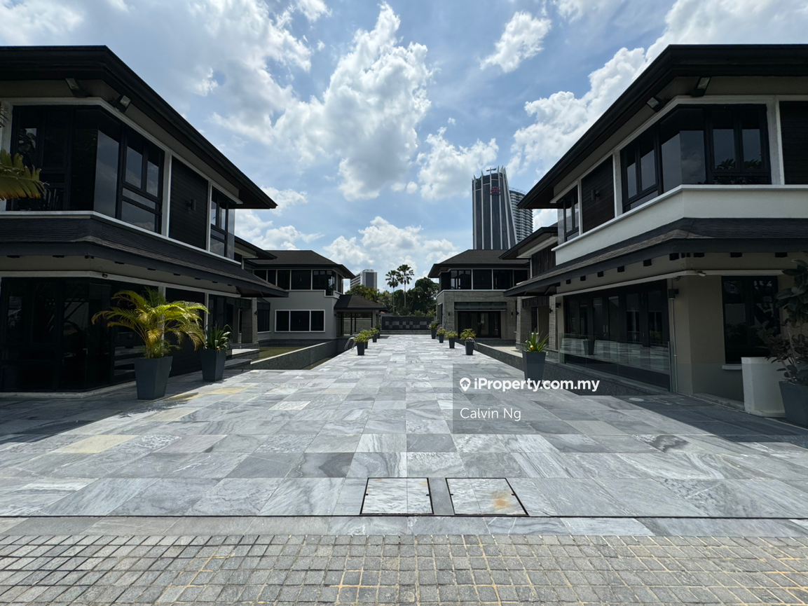 Superb bungalow house in KL city 