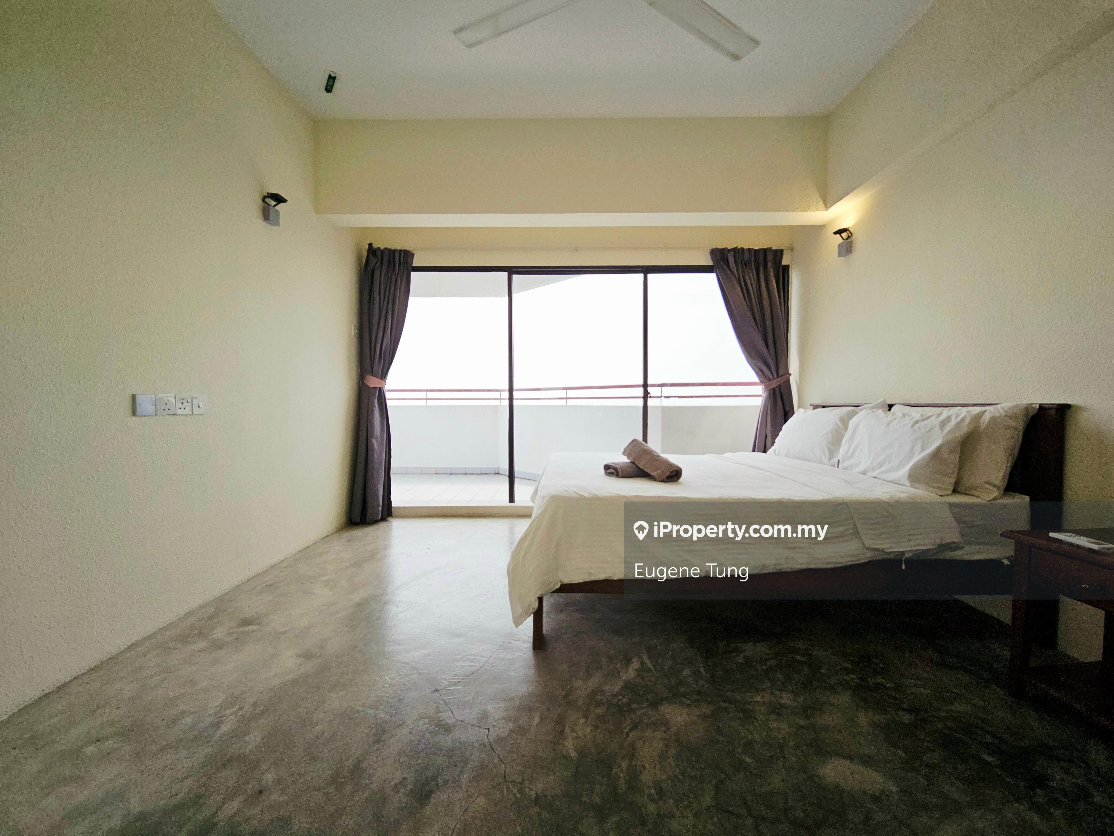 Corner, High Floor, Seaview, Furnished
