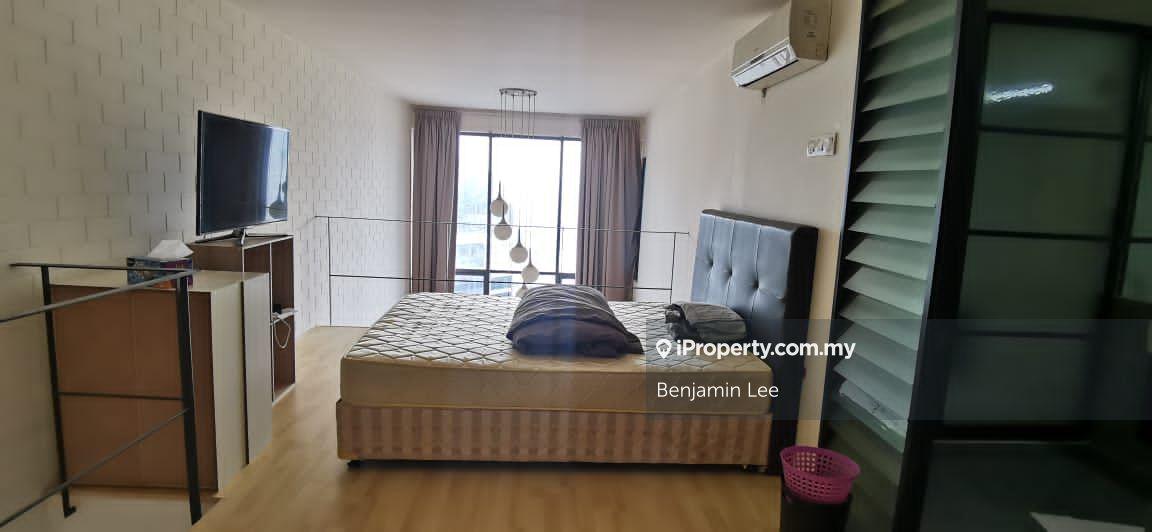 The cheapest and nice unit in empire damansara