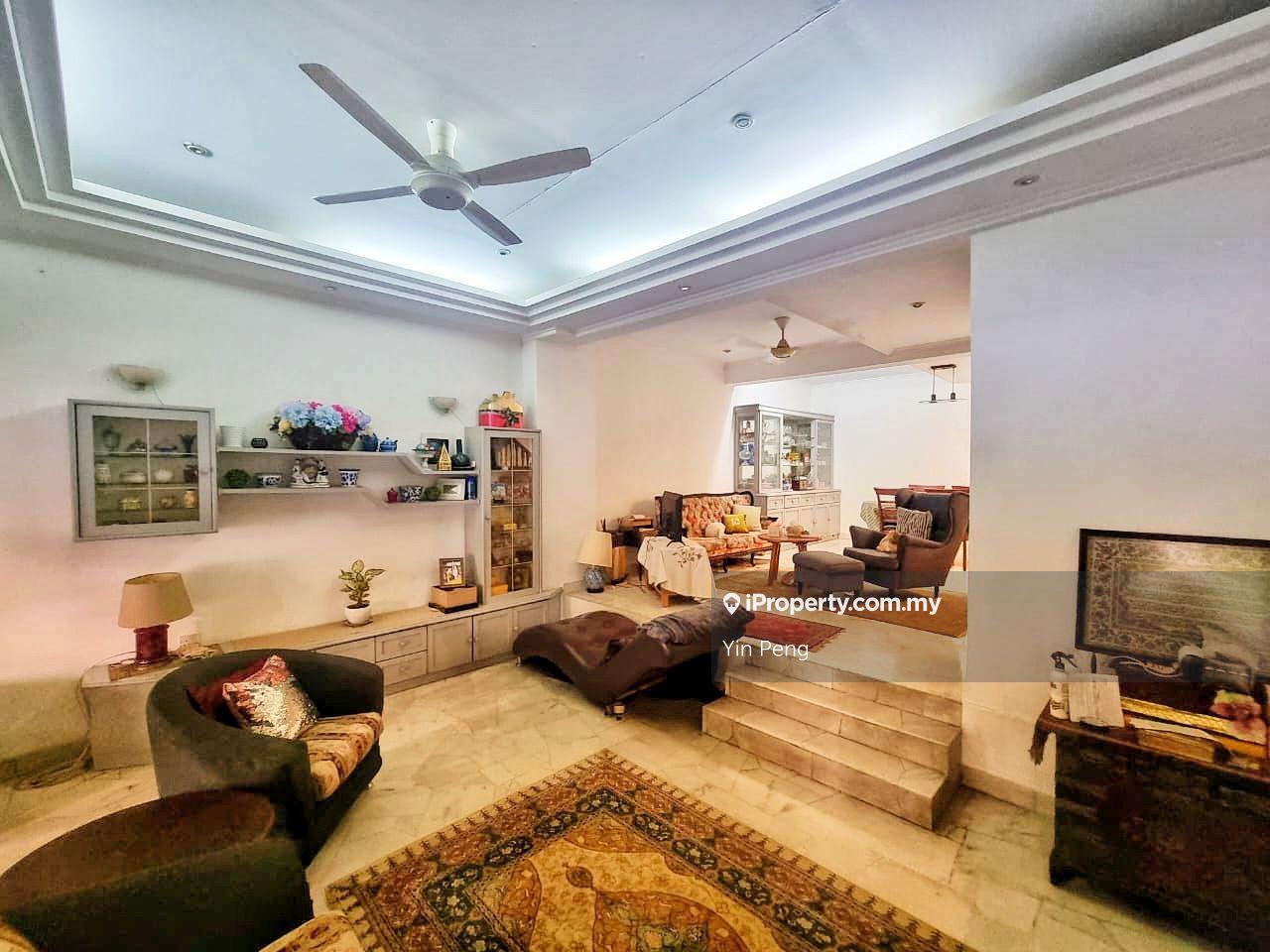 Guarded 2-Storey Terrace