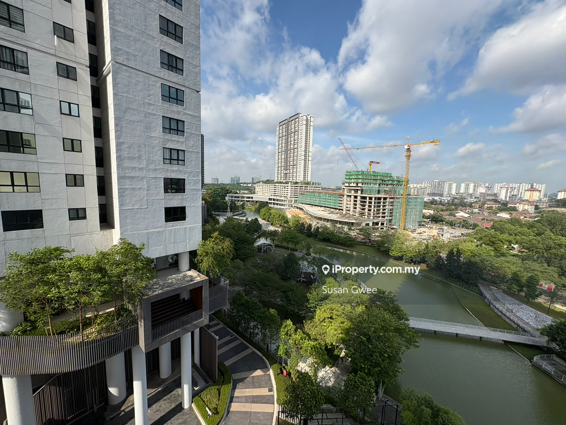 Condominium at Alira Metropark Subang Jaya for sale 